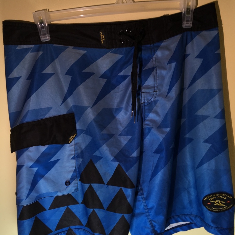 DA HUI MENS SURF SWIM TRUNKS PIT PROVEN SIZE 36 !!